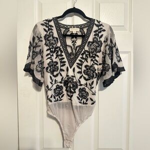 Honey Punch bodysuit blouse. Size medium.